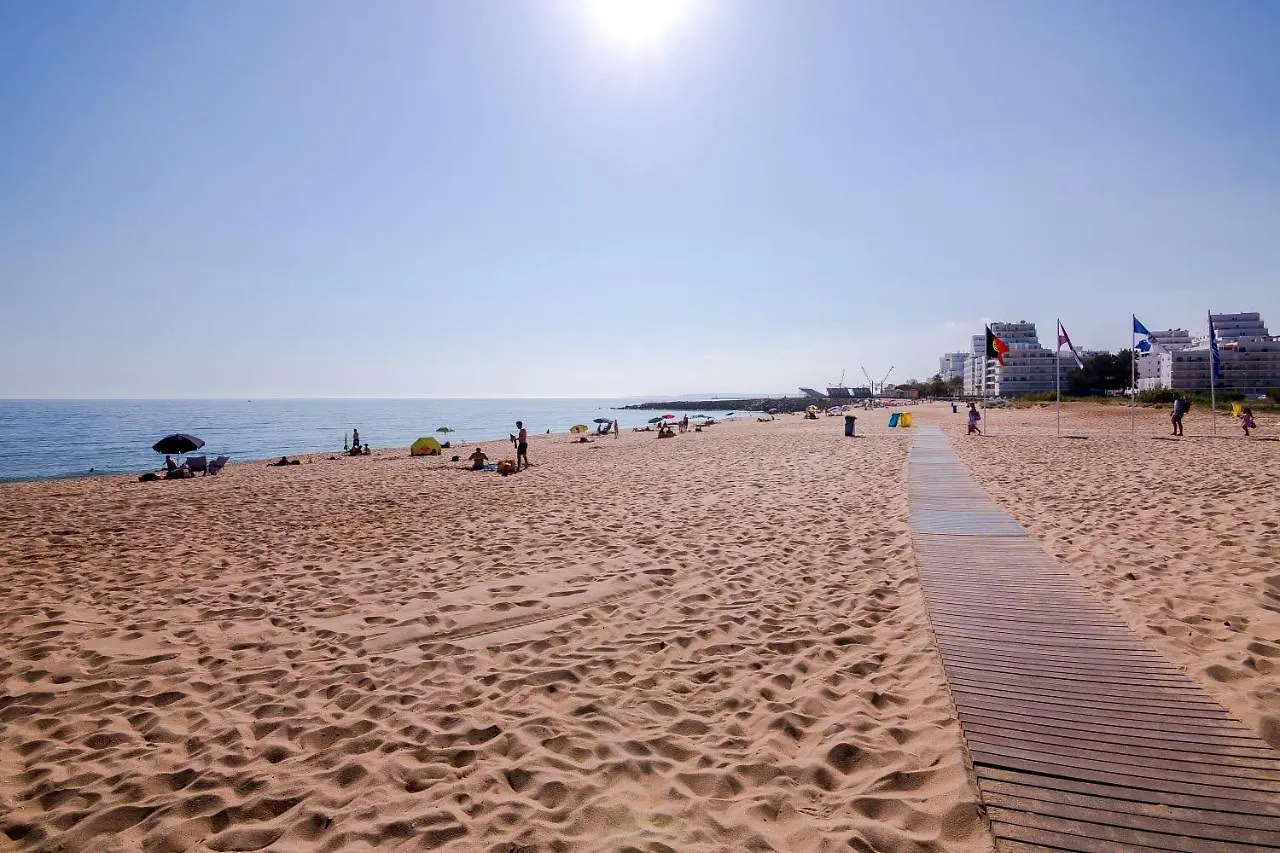 Cavalo Preto Beach Resort Quarteira 0*,